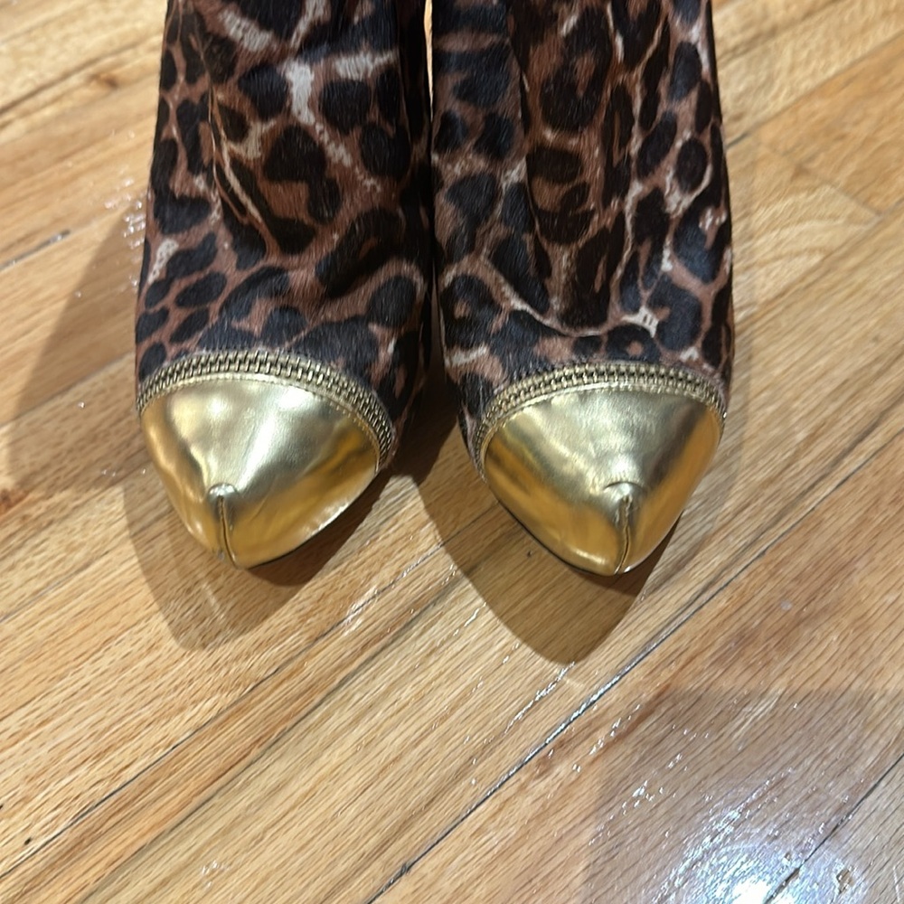 Michael Kors Women’s Cheetah Zip Up Booties Great Condition sz 7 - Picture 6 of 8